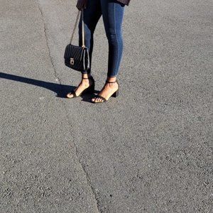 Black casual sandals ( size 11)